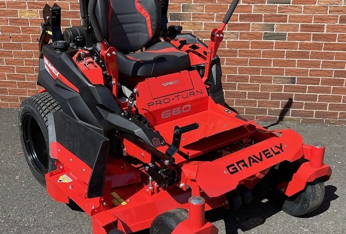 
								Pro-Turn 660 Kawasaki EFI Riding Mower 992503 660 full									
