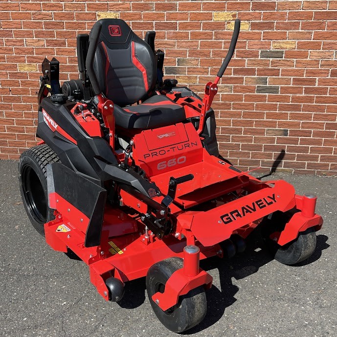 Pro-Turn 660 Kawasaki EFI Riding Mower 992503 660