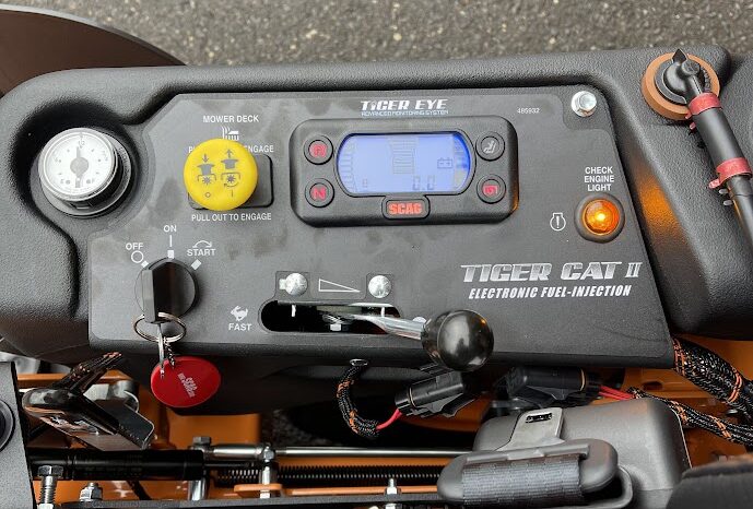 
								Tiger Cat II Zero-Turn Riding Mower STCII52V-24FT full									