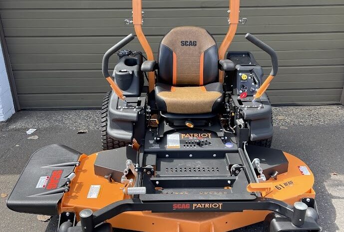 
								Patriot Zero – Turn Riding Mower SPZ61H-23FX full									