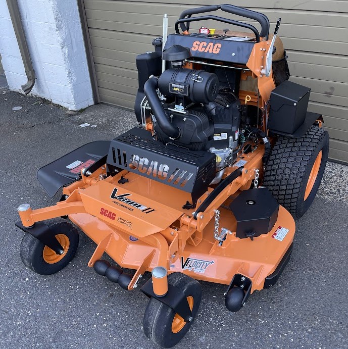 V-Ride II Stand-On Mower SVRII52V26FT-EFI