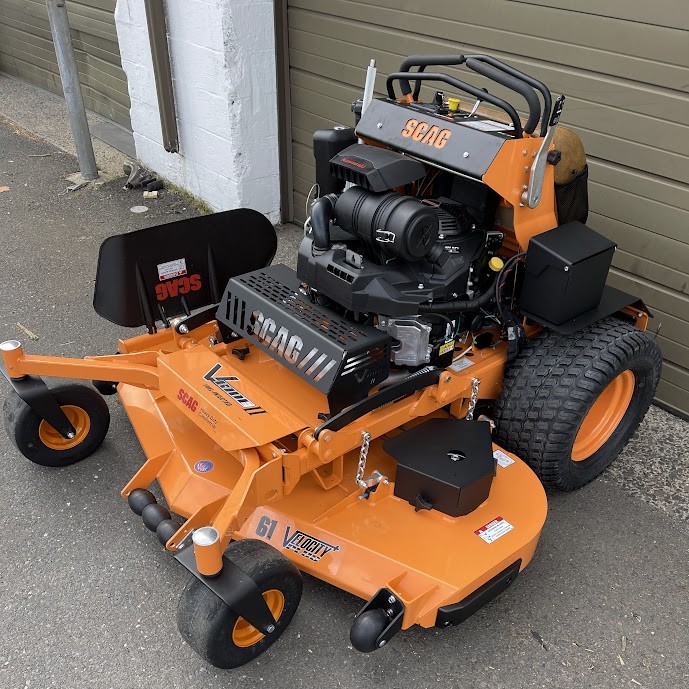 V-Ride II Stand-On Mower SVRII61V38FXEFI